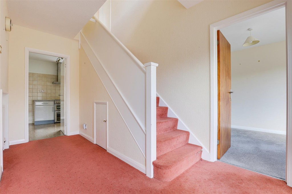 Lowcroft, Woodthorpe, Nottinghamshire, NG5 4JR