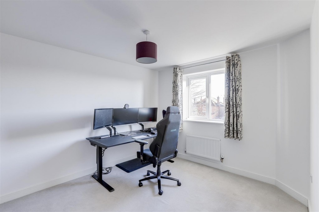 Morello Drive, Beechdale, Nottinghamshire, NG8 3QF