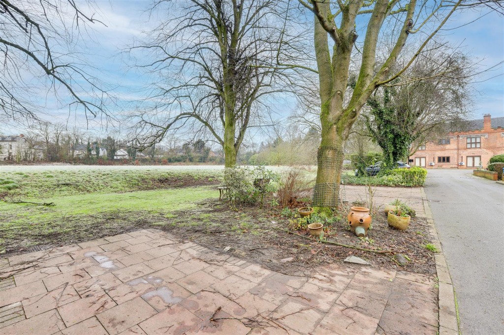Maple Cottages, Risley, Derbyshire, DE72 3WJ