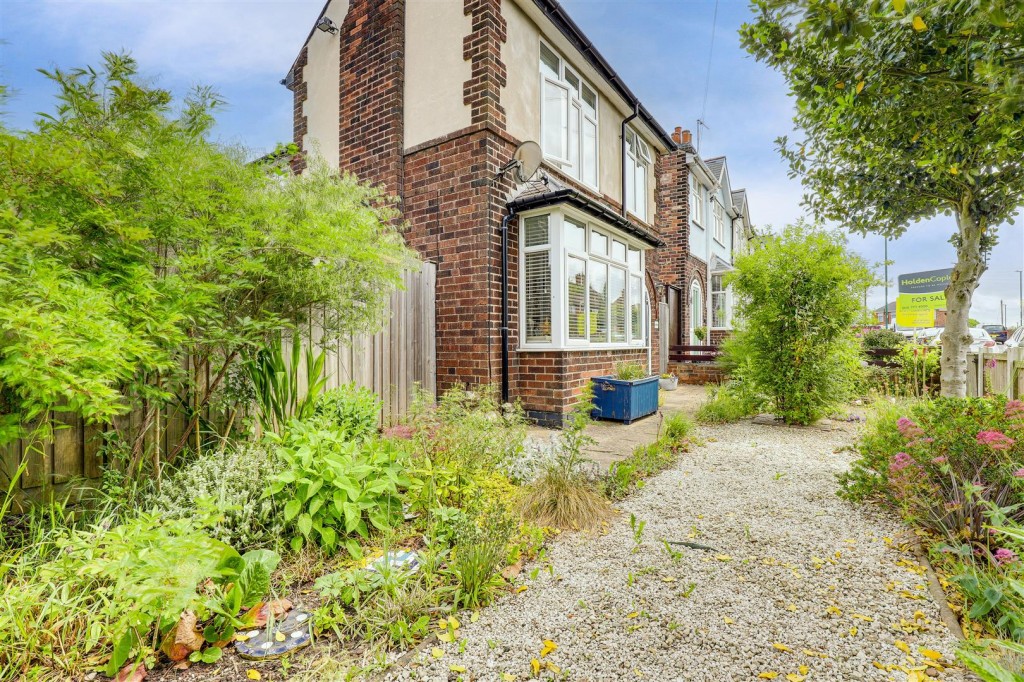 Swains Avenue, Bakersfield, Nottinghamshire, NG3 7AS