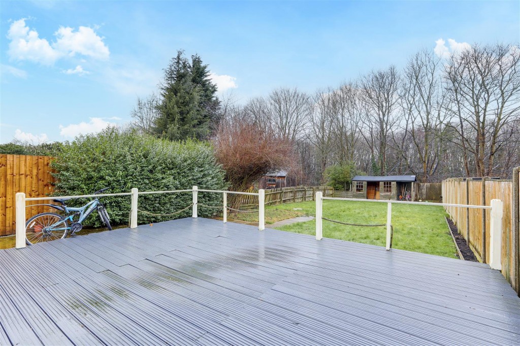 Nottingham Road, Nuthall, Nottinghamshire, NG16 1AE