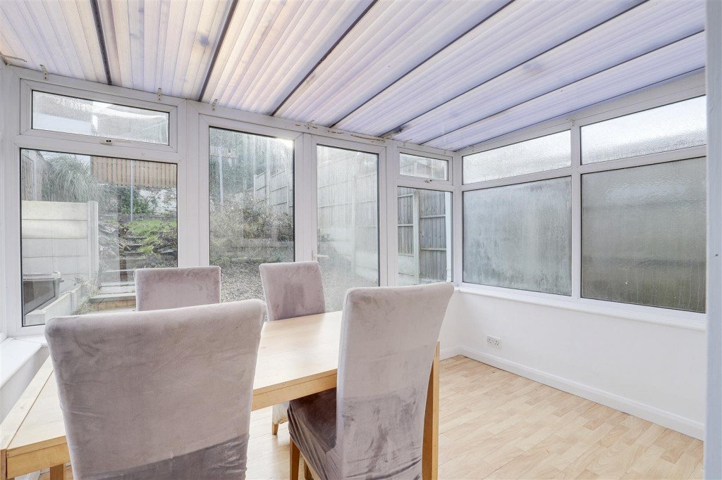 Cantrell Road, Bulwell, Nottinghamshire, NG6 9AG