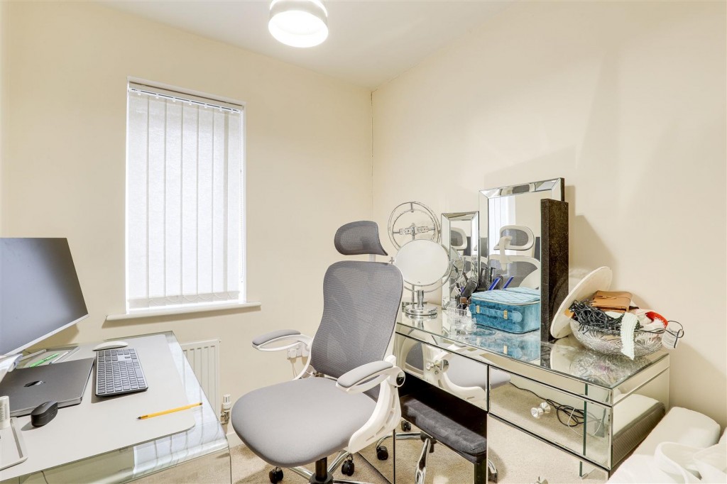 Selborne Gardens, St Ann's Nottinghamshire, NG3 2GR