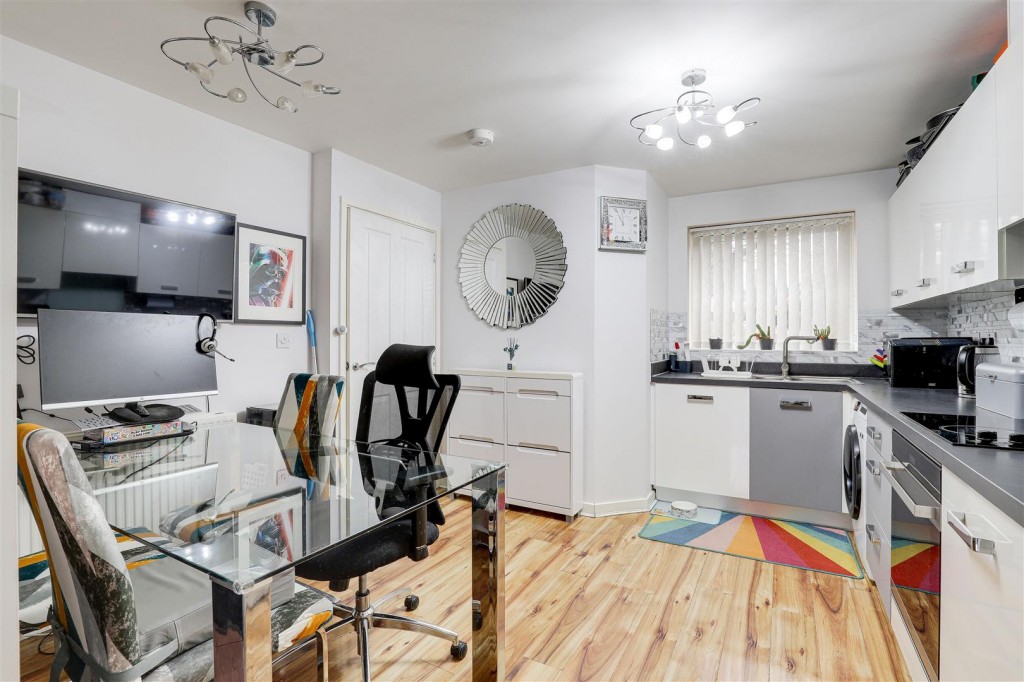 Selborne Gardens, St Ann's Nottinghamshire, NG3 2GR
