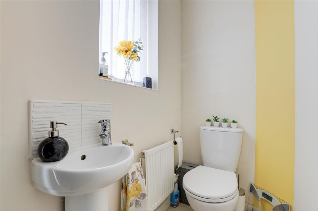 Selborne Gardens, St Ann's Nottinghamshire, NG3 2GR