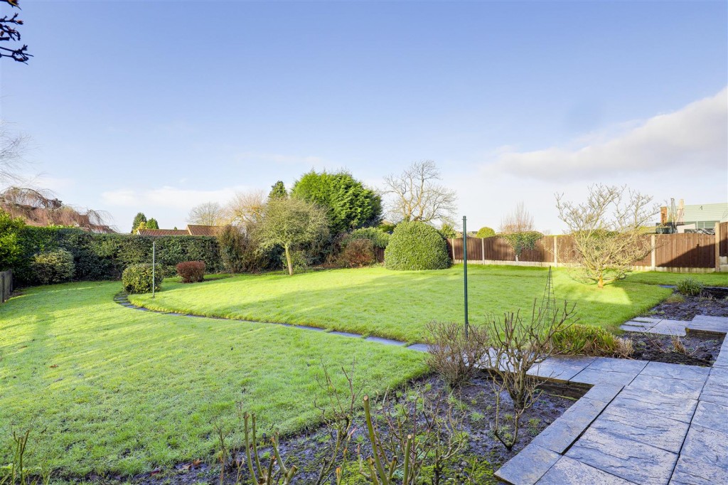 Skegby Road, Kirkby-In-Ashfield, Nottinghamshire, NG17 9JE