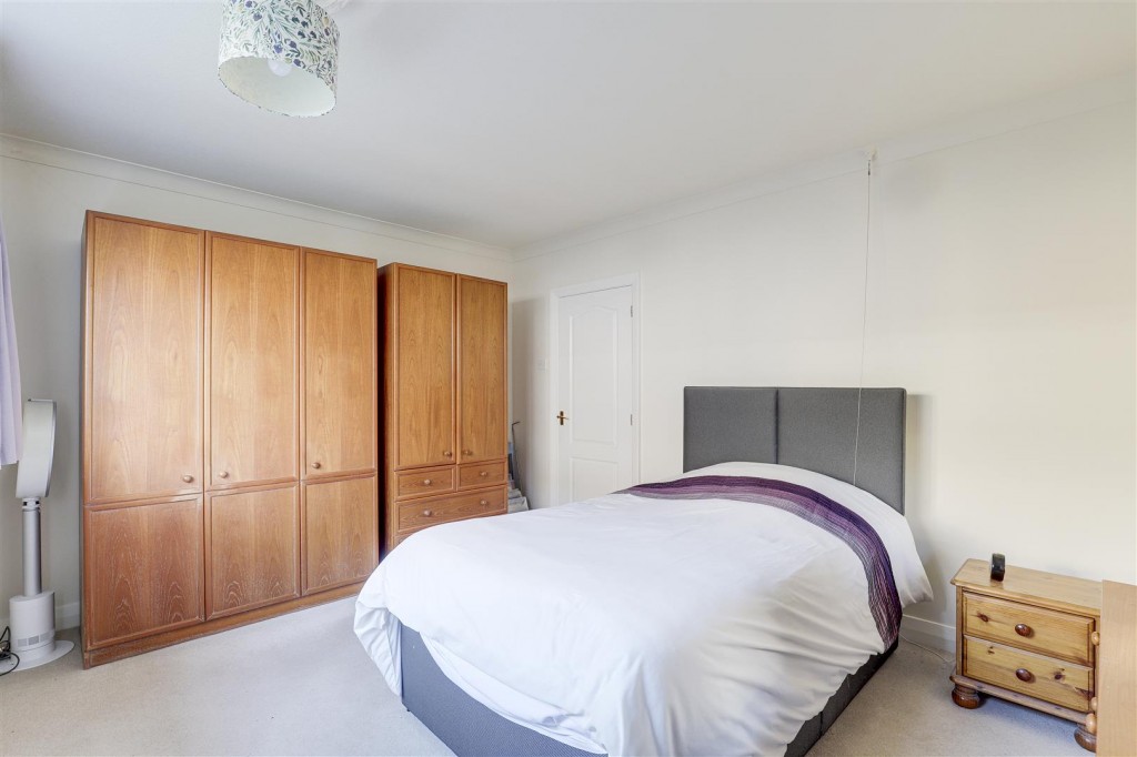 Skegby Road, Kirkby-In-Ashfield, Nottinghamshire, NG17 9JE