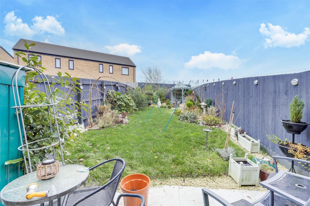 Bramble Grove, Hucknall, Nottinghamshire, NG15 7FA