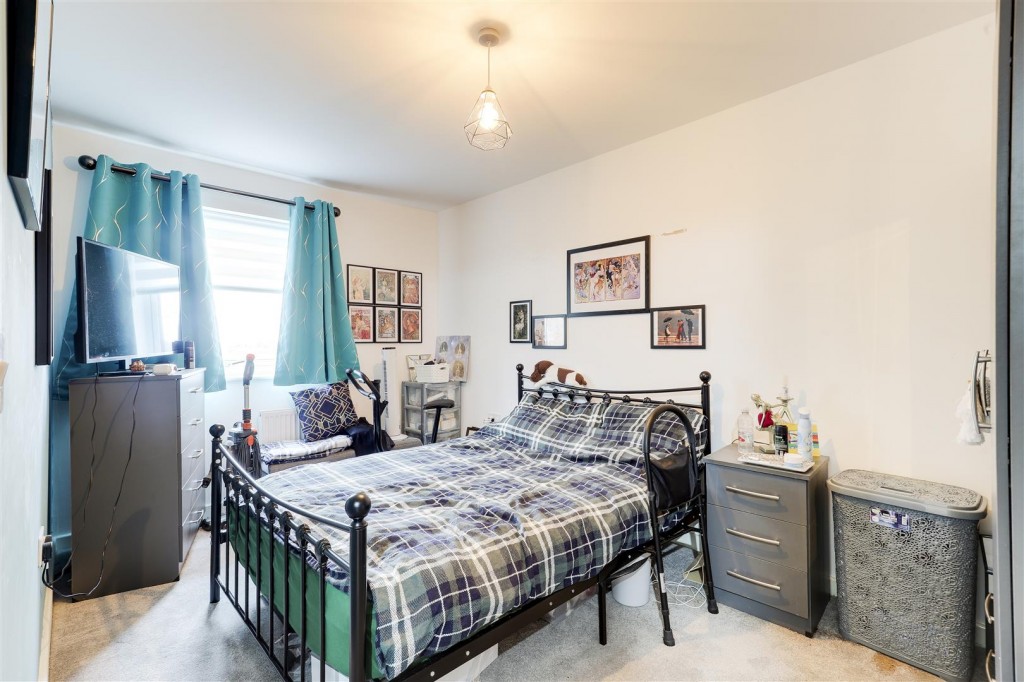 Bramble Grove, Hucknall, Nottinghamshire, NG15 7FA