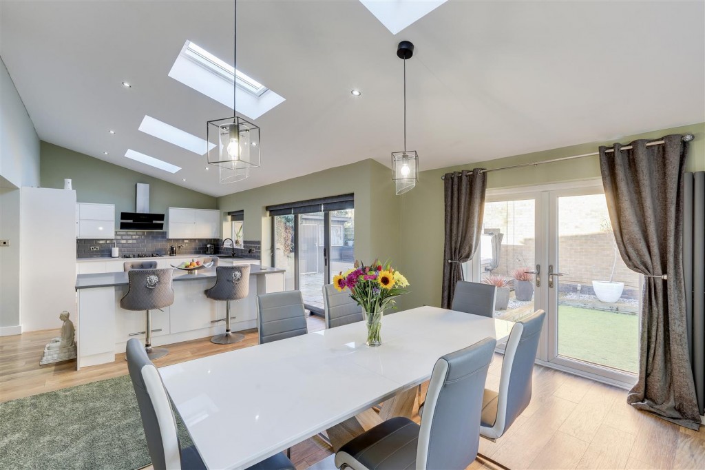 Clarkes Lane, Beeston, Nottinghamshire, NG9 5BL