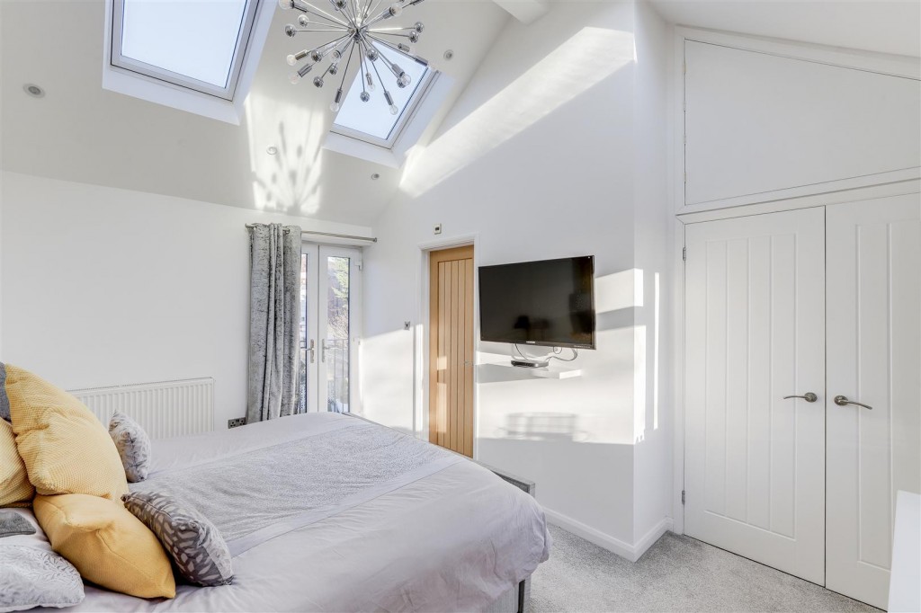 Clarkes Lane, Beeston, Nottinghamshire, NG9 5BL