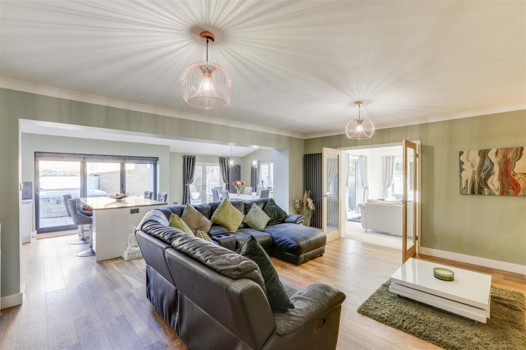 Clarkes Lane, Beeston, Nottinghamshire, NG9 5BL