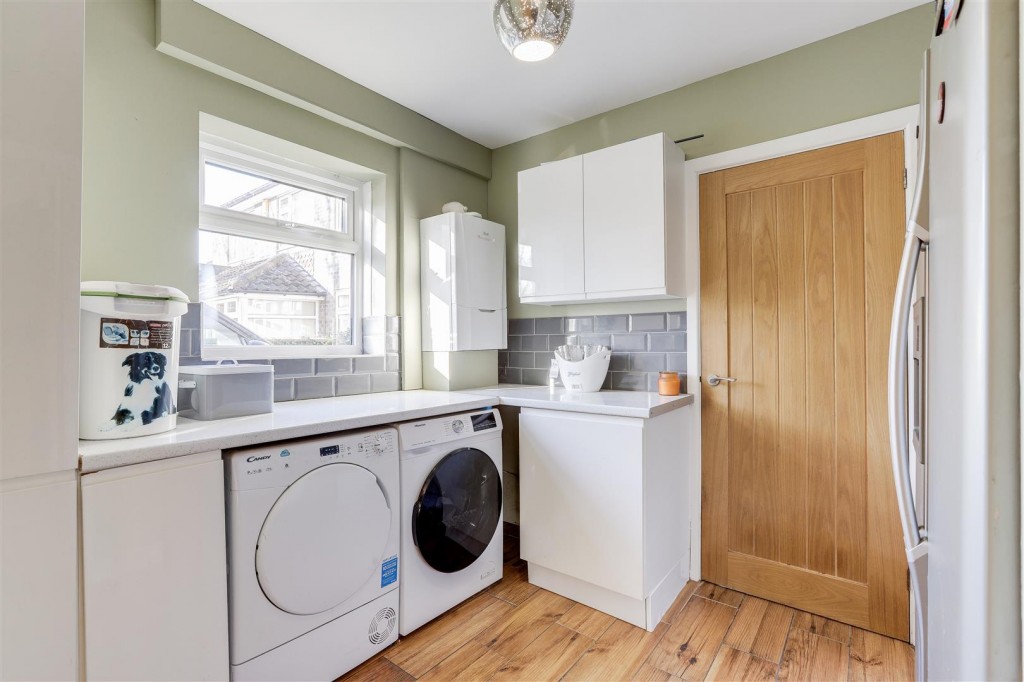 Clarkes Lane, Beeston, Nottinghamshire, NG9 5BL