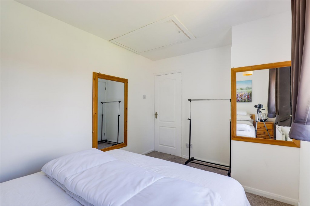 Coleridge Crescent, Daybrook, Nottinghamshire, NG5 6HL