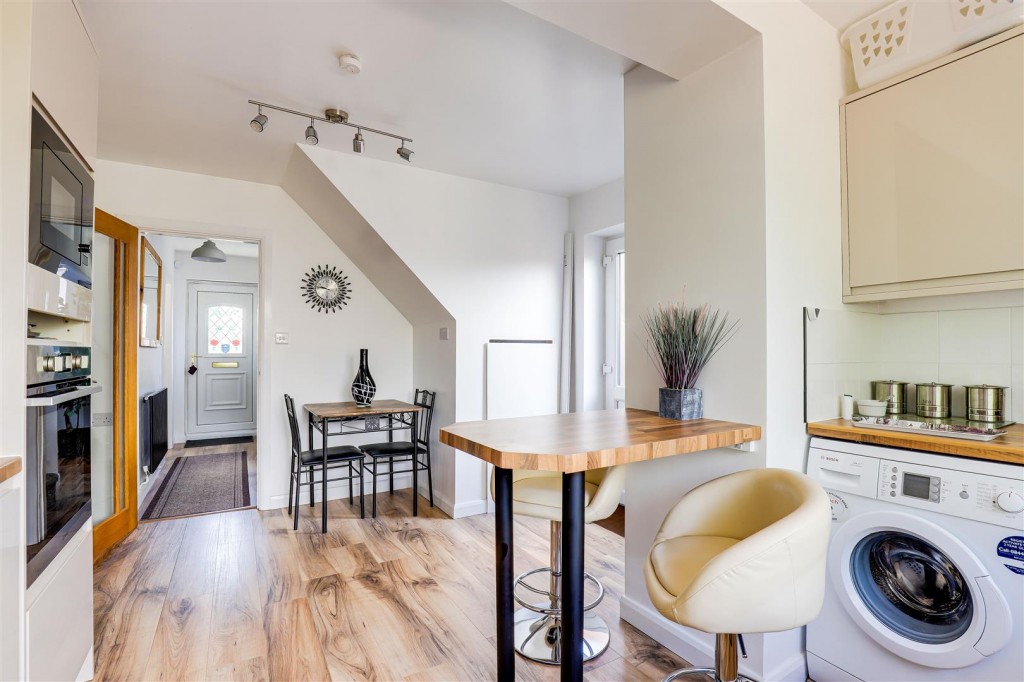 Coleridge Crescent, Daybrook, Nottinghamshire, NG5 6HL