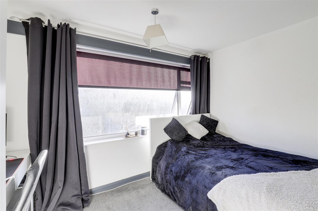 Dorket Close, Arnold, Nottinghamshire, NG5 8ET