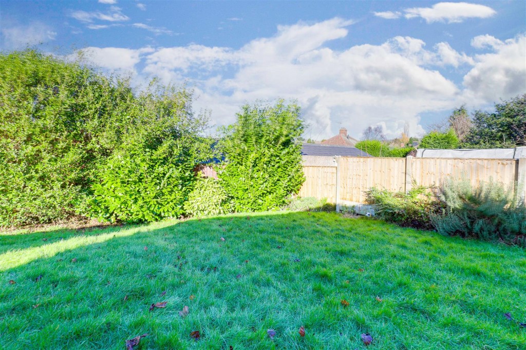 Dorket Close, Arnold, Nottinghamshire, NG5 8ET