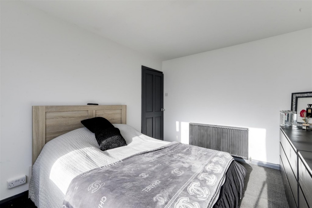 Dorket Close, Arnold, Nottinghamshire, NG5 8ET