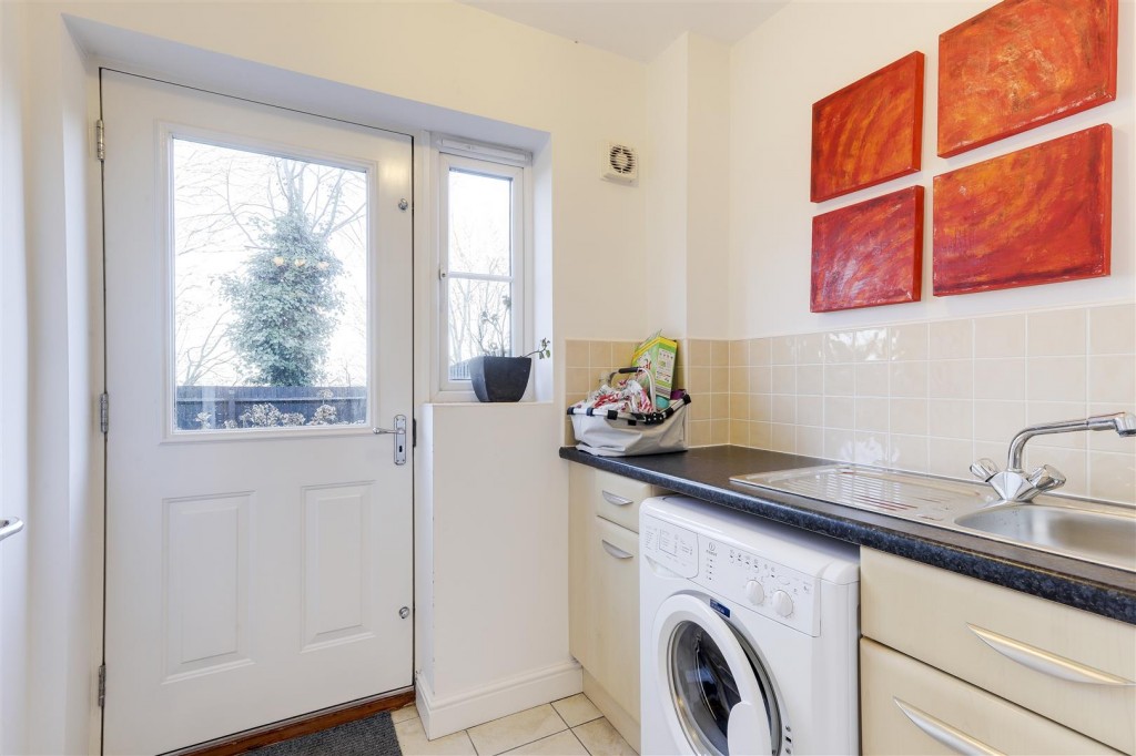 Gilbert Boulevard, Arnold, Nottinghamshire, NG5 7NA