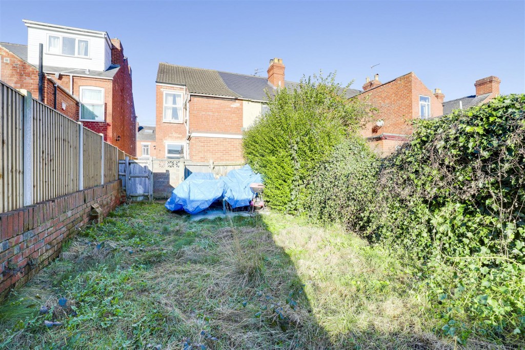 Broomhill Road, Bulwell, Nottinghamshire, NG6 9GW