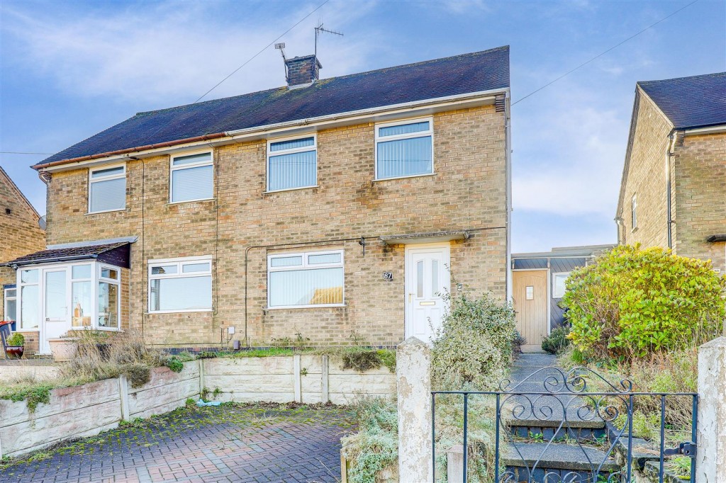 Lime Tree Road, Hucknall, Nottinghamshire, NG15 6AY