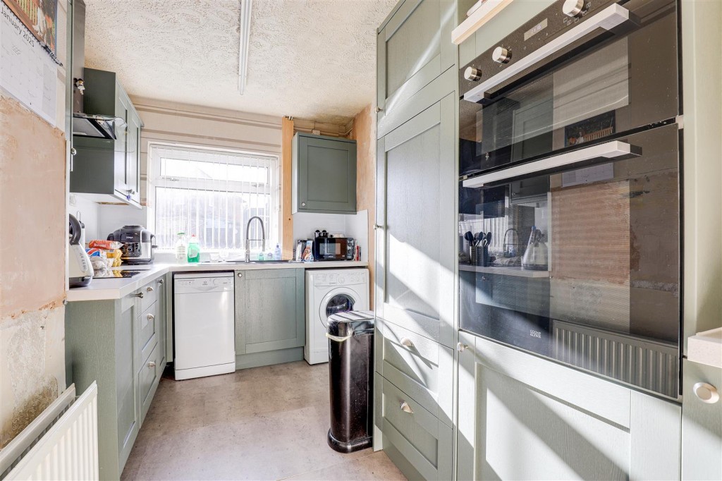 Lime Tree Road, Hucknall, Nottinghamshire, NG15 6AY