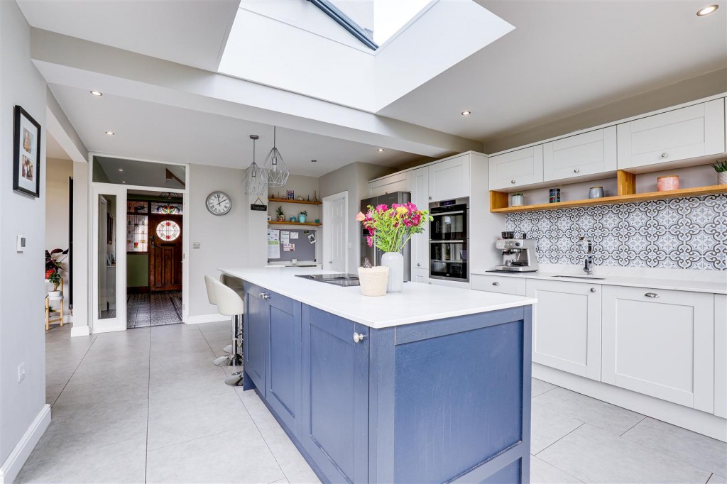Breckhill Road, Mapperley, Nottinghamshire, NG3 5JP