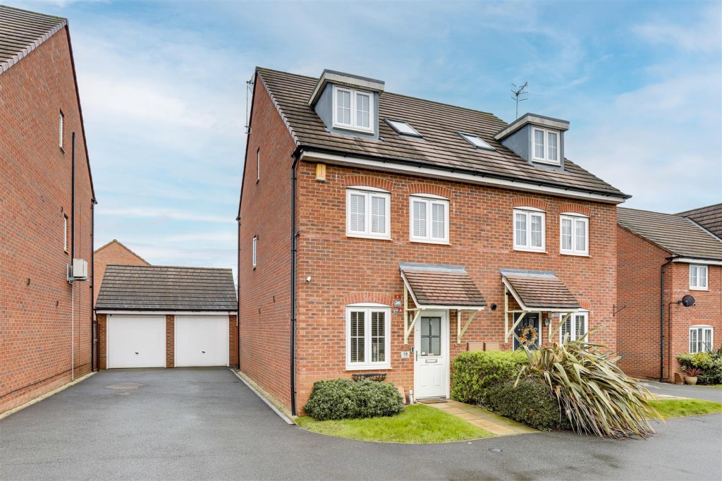 Olympia Way, Hucknall, Nottinghamshire, NG15 8HU