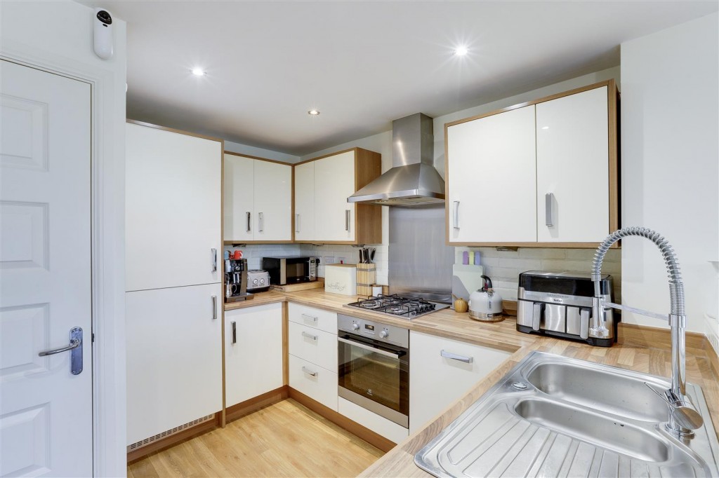 Olympia Way, Hucknall, Nottinghamshire, NG15 8HU
