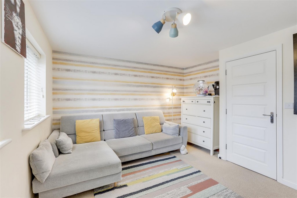 Olympia Way, Hucknall, Nottinghamshire, NG15 8HU