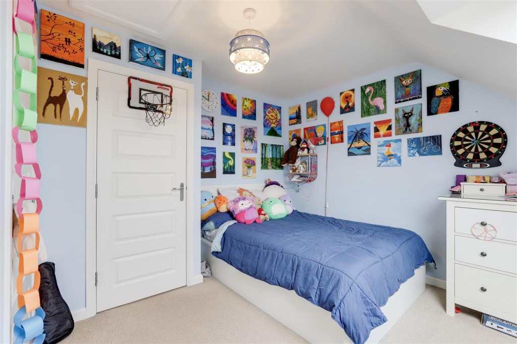 Olympia Way, Hucknall, Nottinghamshire, NG15 8HU