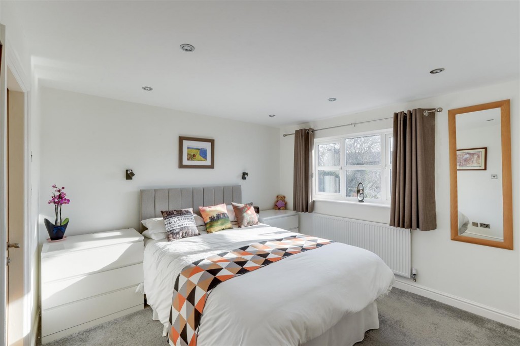 Penmoor Close, Long Eaton, Derbyshire, NG10 3RH