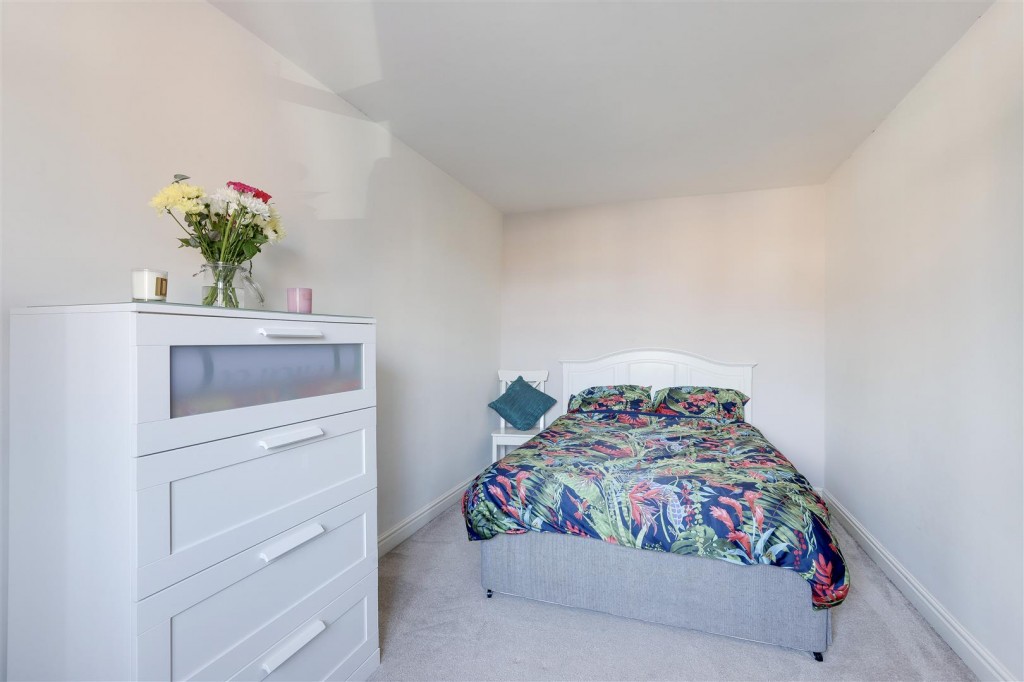 Penmoor Close, Long Eaton, Derbyshire, NG10 3RH