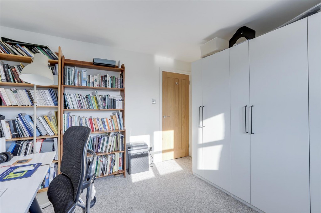 Penmoor Close, Long Eaton, Derbyshire, NG10 3RH