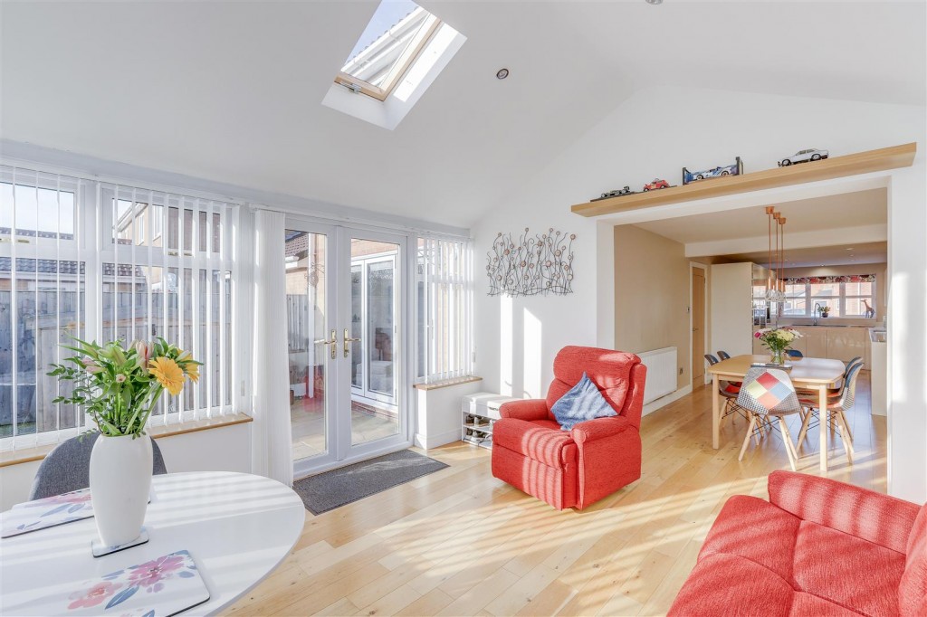 Penmoor Close, Long Eaton, Derbyshire, NG10 3RH