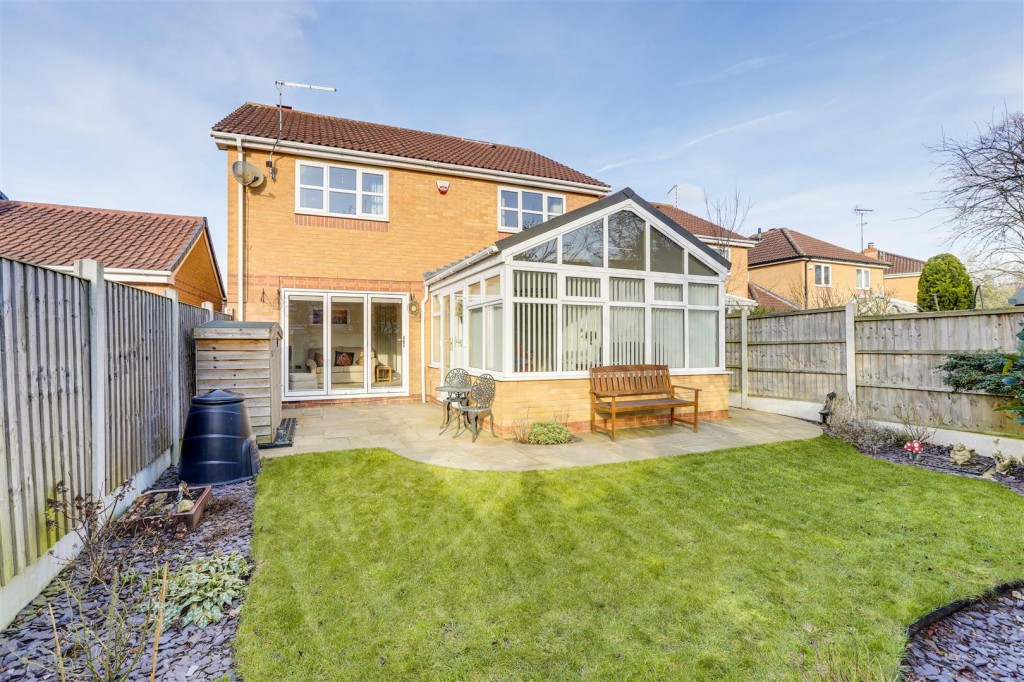 Penmoor Close, Long Eaton, Derbyshire, NG10 3RH