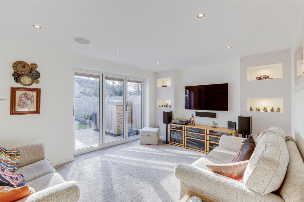 Penmoor Close, Long Eaton, Derbyshire, NG10 3RH