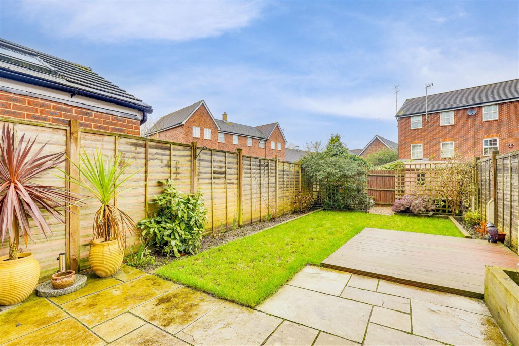 Swindale Close, West Bridgford, Nottinghamshire, NG2 6BR