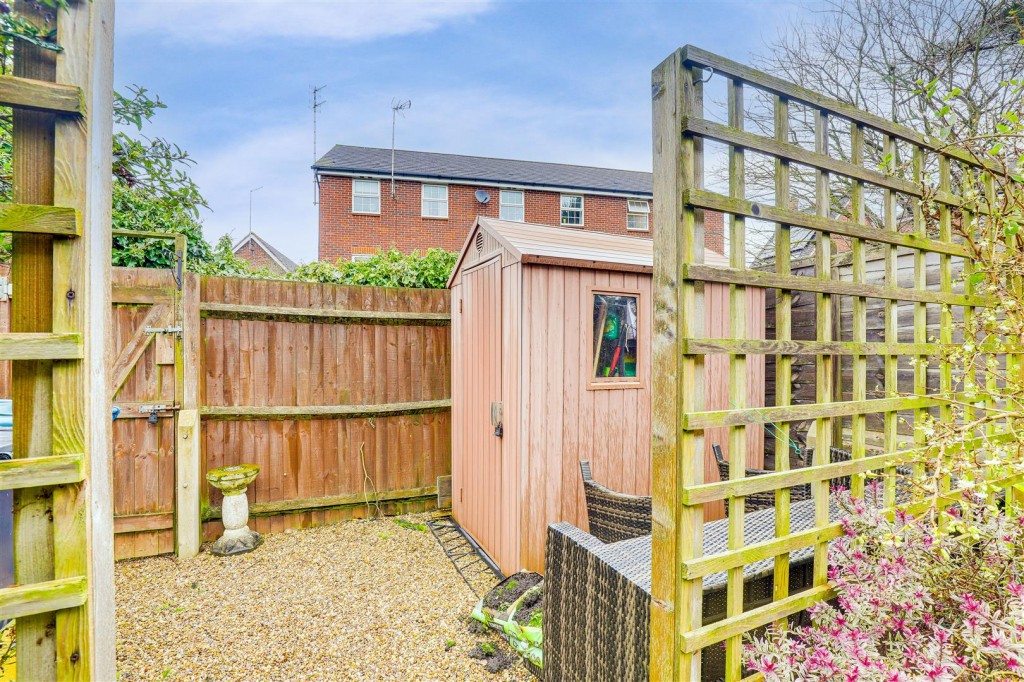 Swindale Close, West Bridgford, Nottinghamshire, NG2 6BR