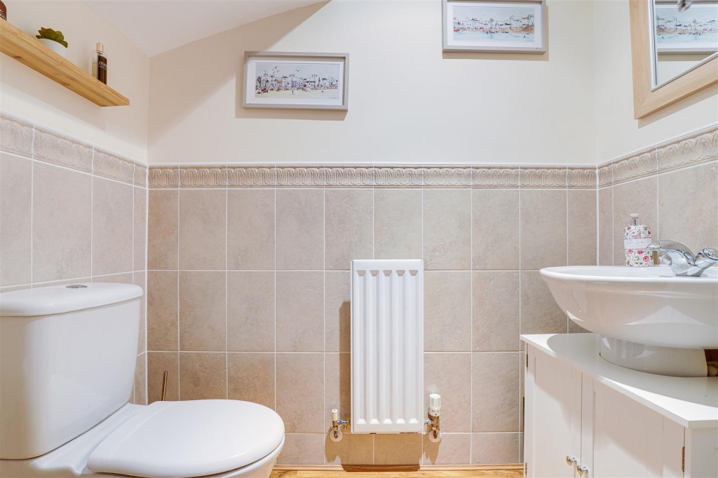 Swindale Close, West Bridgford, Nottinghamshire, NG2 6BR