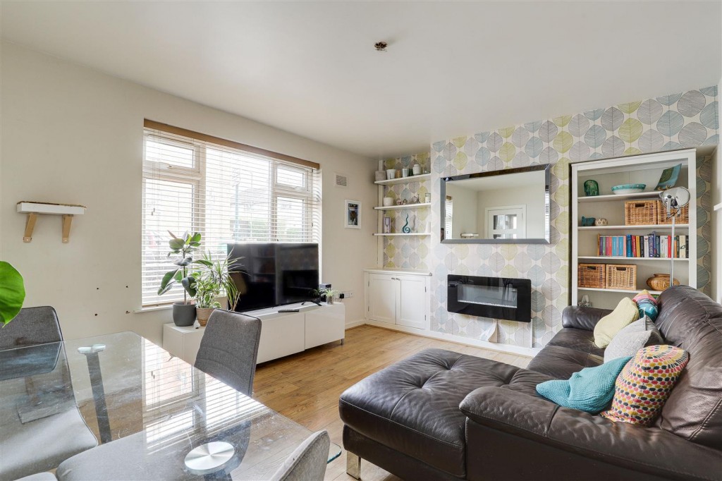 Hudson Street, Thorneywood, Nottinghamshire, NG3 3DY