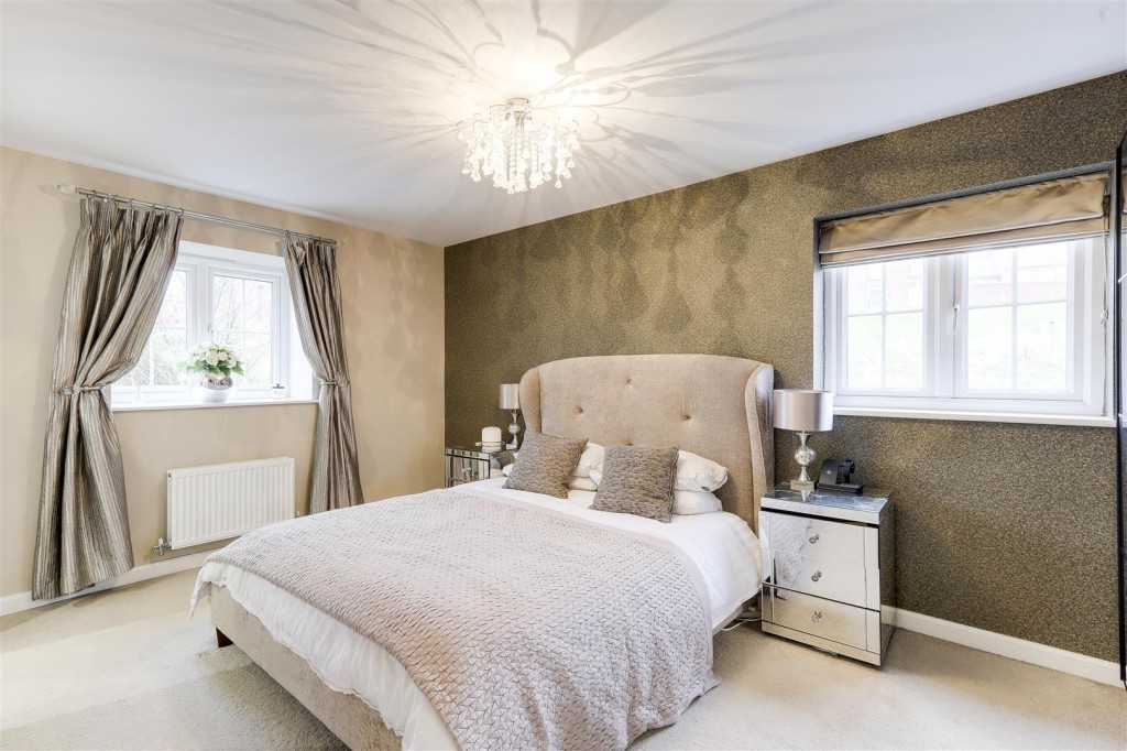 Roxburgh Close, Arnold, Nottinghamshire, NG5 8RN