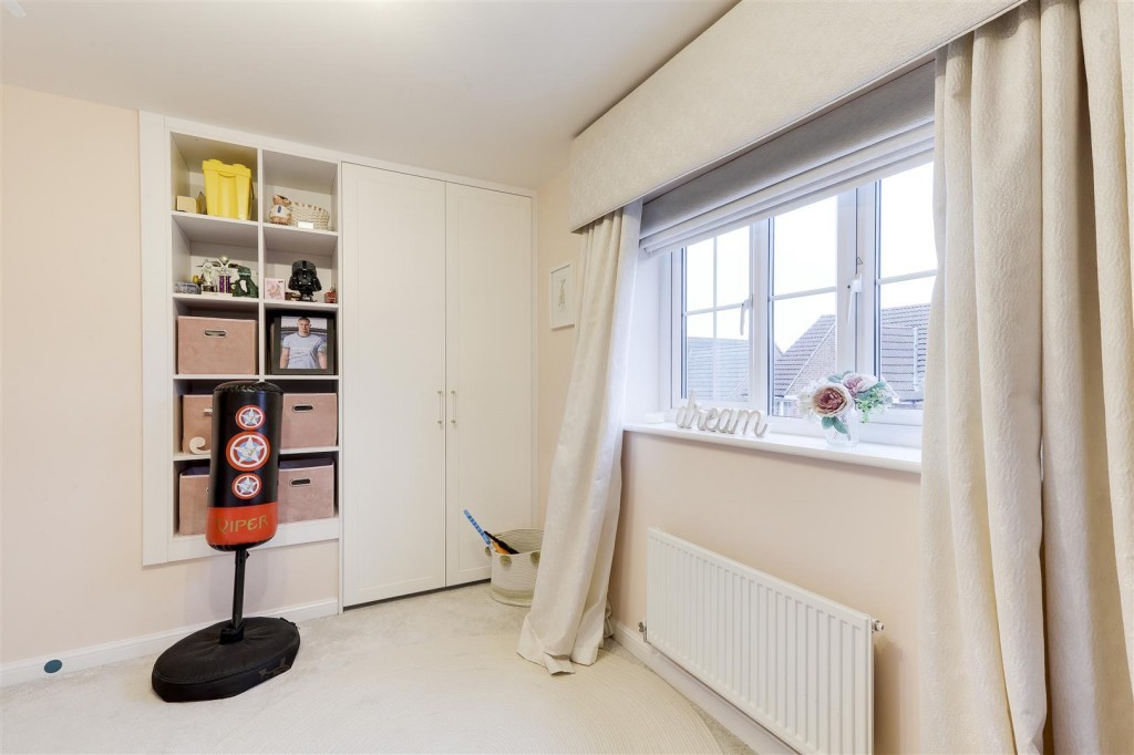 Roxburgh Close, Arnold, Nottinghamshire, NG5 8RN