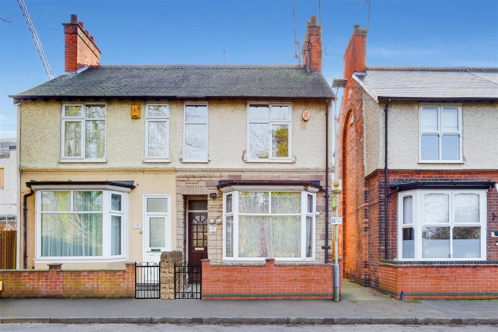 Orston Road East, West Bridgford, Nottinghamshire, NG2 5FU
