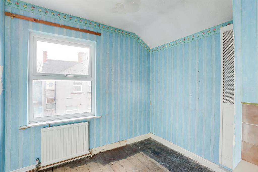 Orston Road East, West Bridgford, Nottinghamshire, NG2 5FU