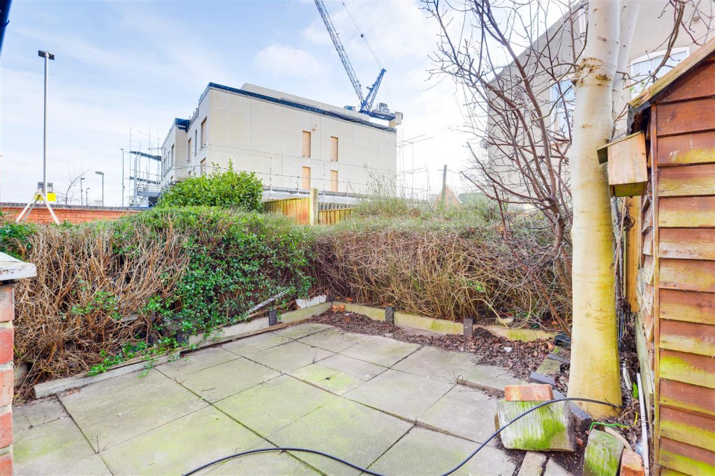 Orston Road East, West Bridgford, Nottinghamshire, NG2 5FU