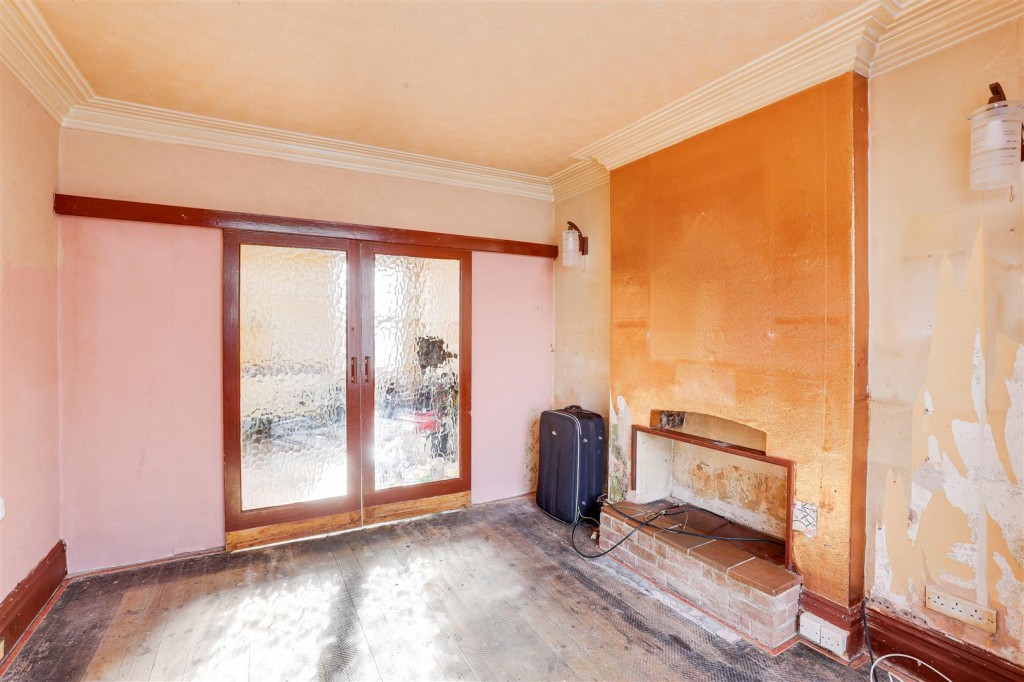 Orston Road East, West Bridgford, Nottinghamshire, NG2 5FU