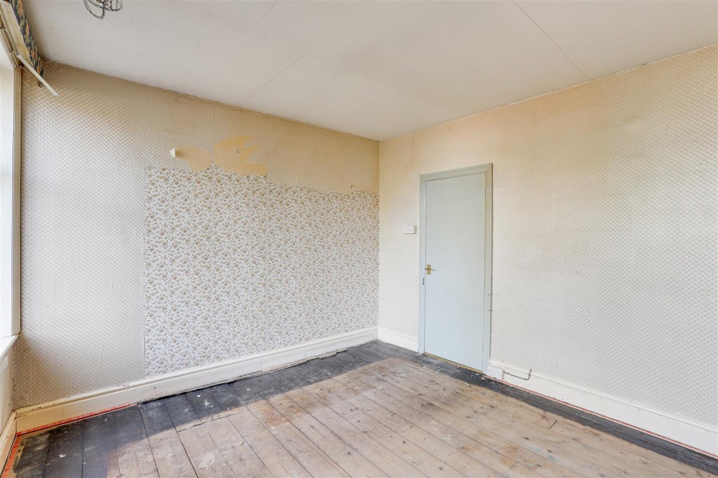 Orston Road East, West Bridgford, Nottinghamshire, NG2 5FU