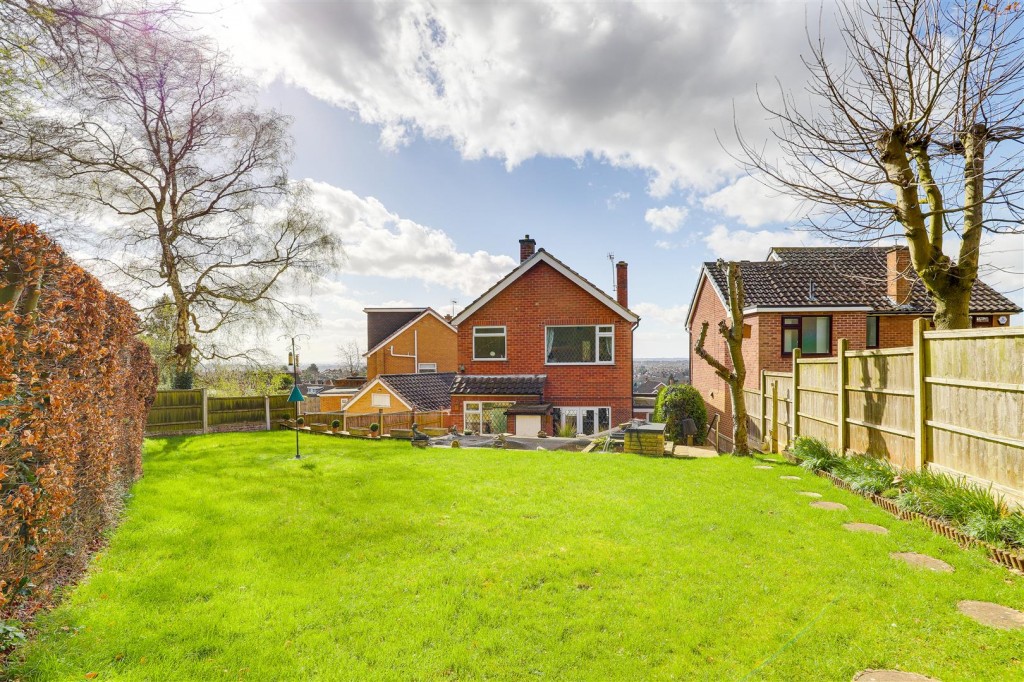 Homefield Avenue, Arnold, Nottingham, NG5 8FZ