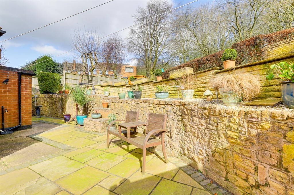 Homefield Avenue, Arnold, Nottingham, NG5 8FZ